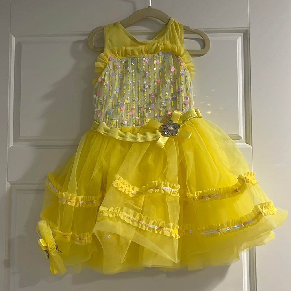 Dance costume